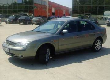 Vand Ford Mondeo berlina 2,0 i 150cp gri